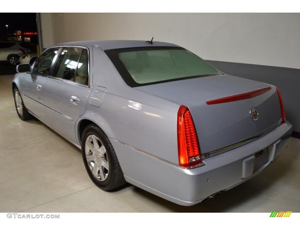 Blue Ice Metallic 2006 Cadillac DTS Standard DTS Model Exterior Photo #76005793