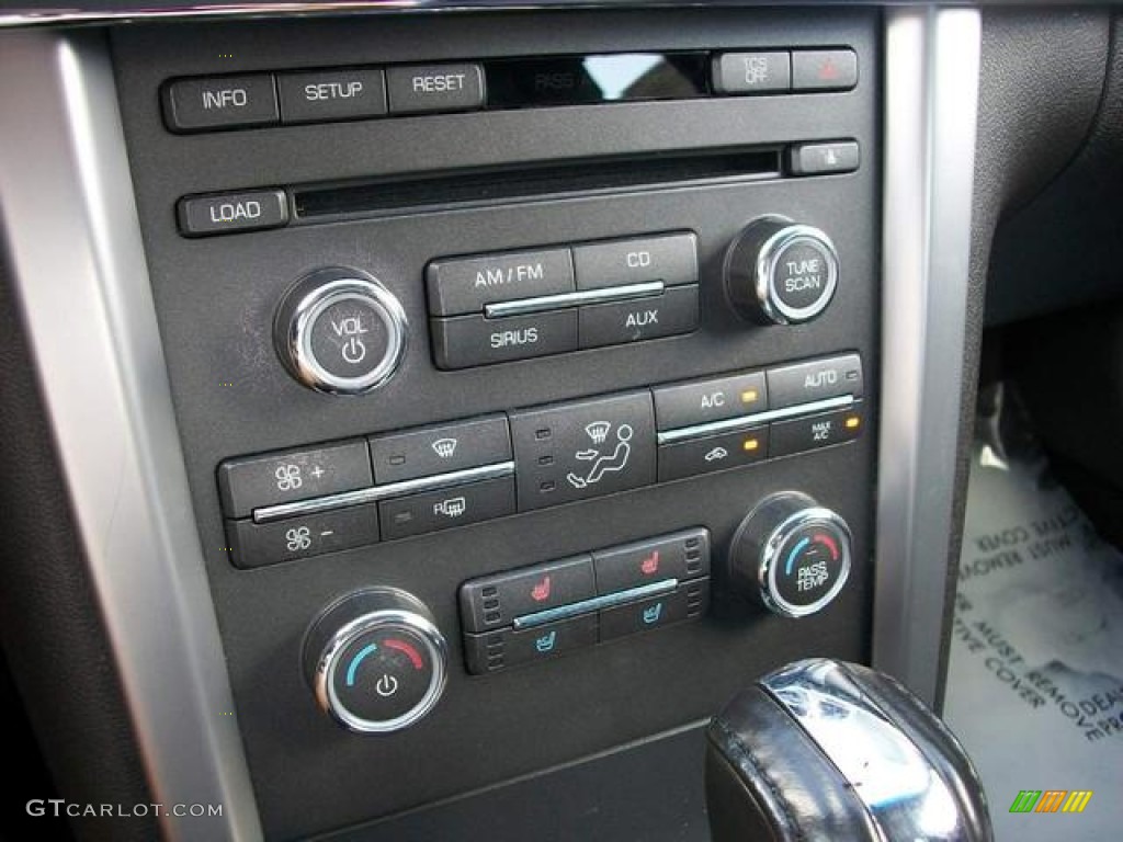 2011 Lincoln MKZ FWD Controls Photo #76006180