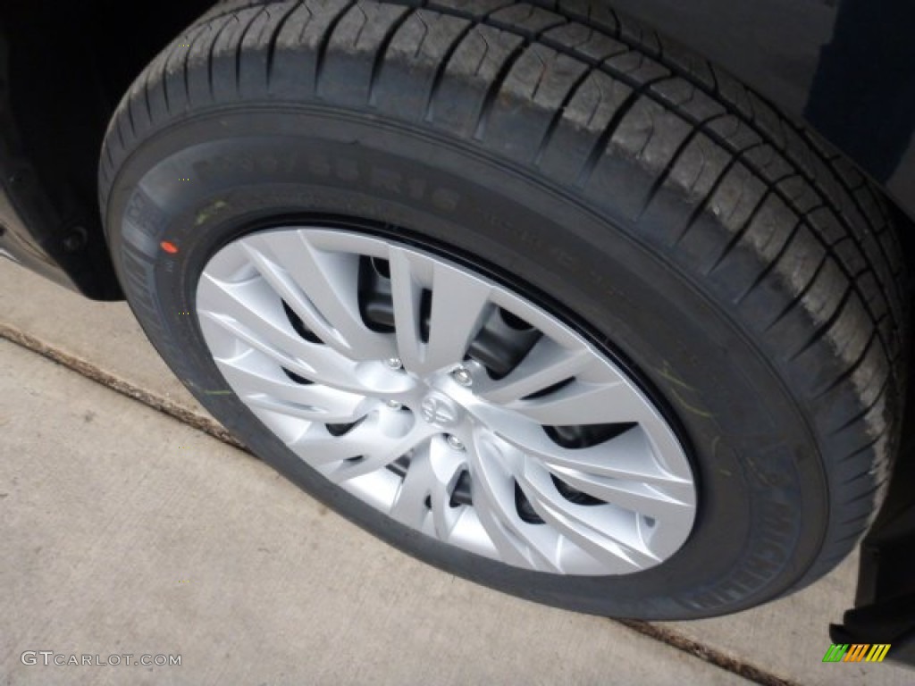 2013 Camry LE - Cosmic Gray Metallic / Ash photo #8