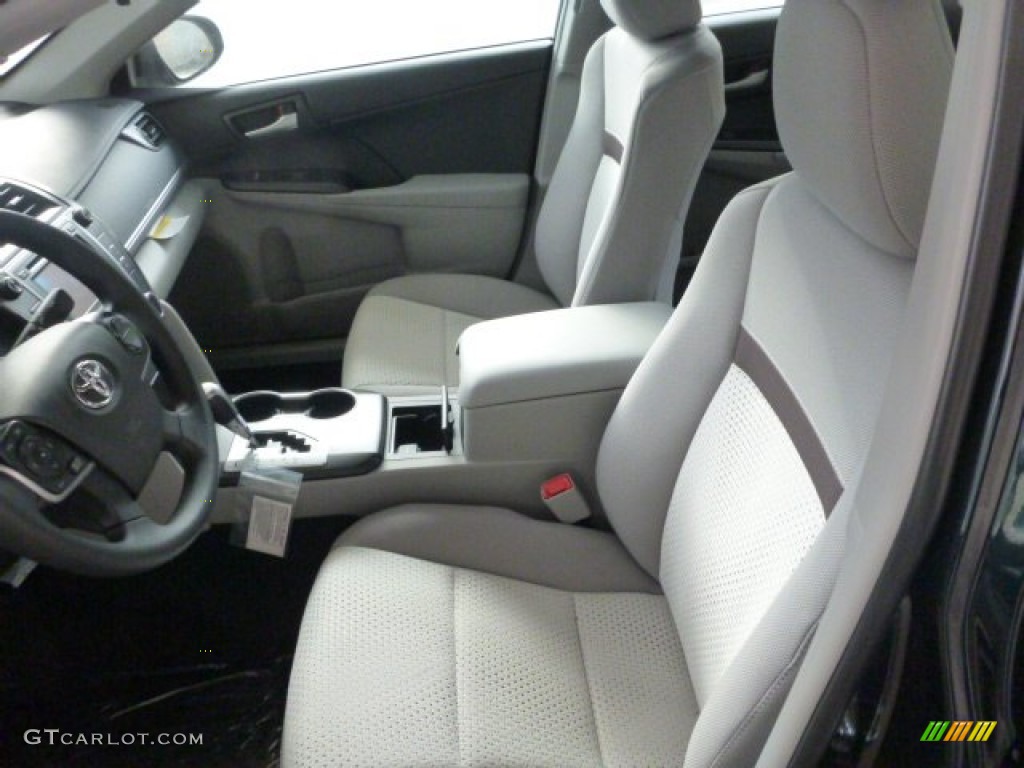 2013 Camry LE - Cosmic Gray Metallic / Ash photo #13