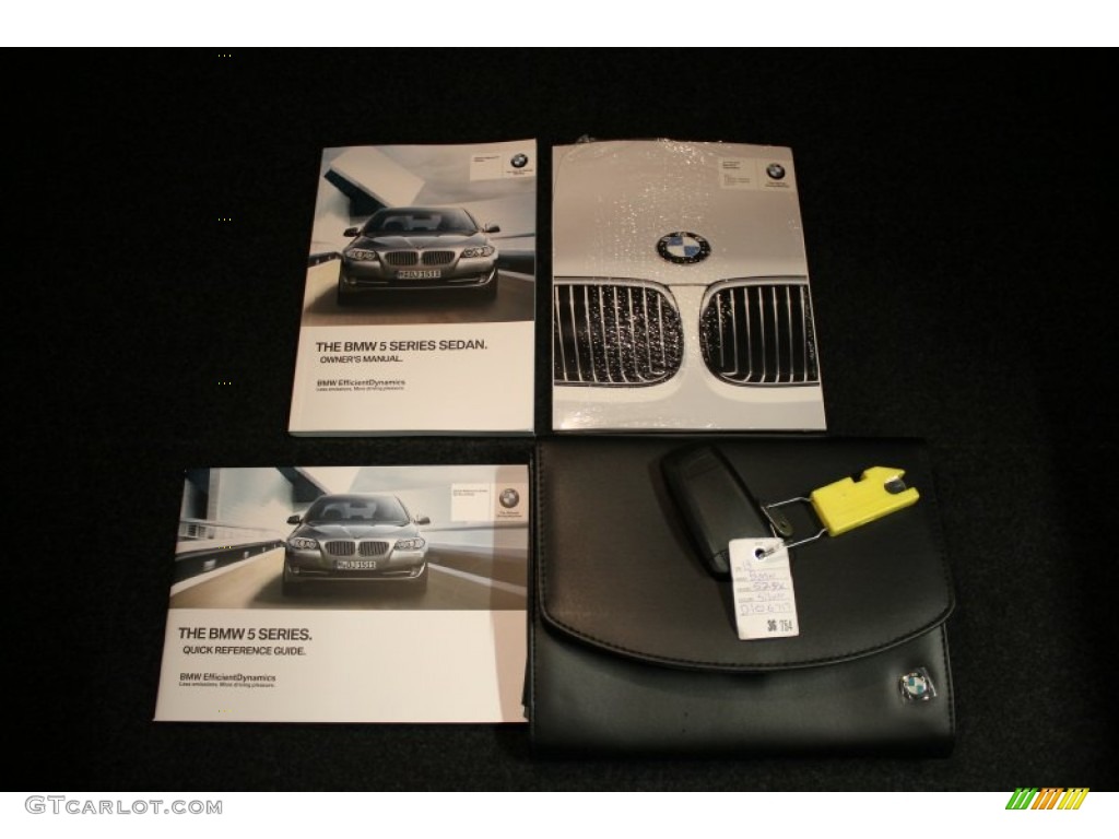 2013 BMW 5 Series 528i xDrive Sedan Books/Manuals Photo #76009234