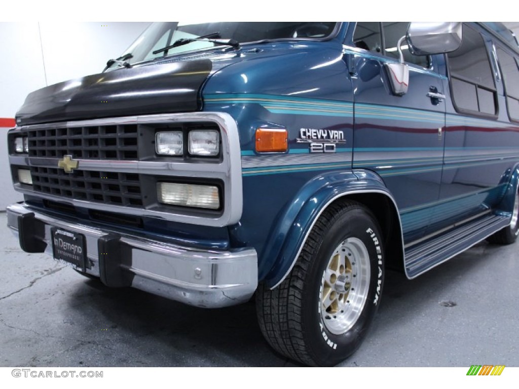 1993 Chevy Van G20 Passenger Conversion - Bright Blue Metallic / Blue photo #16