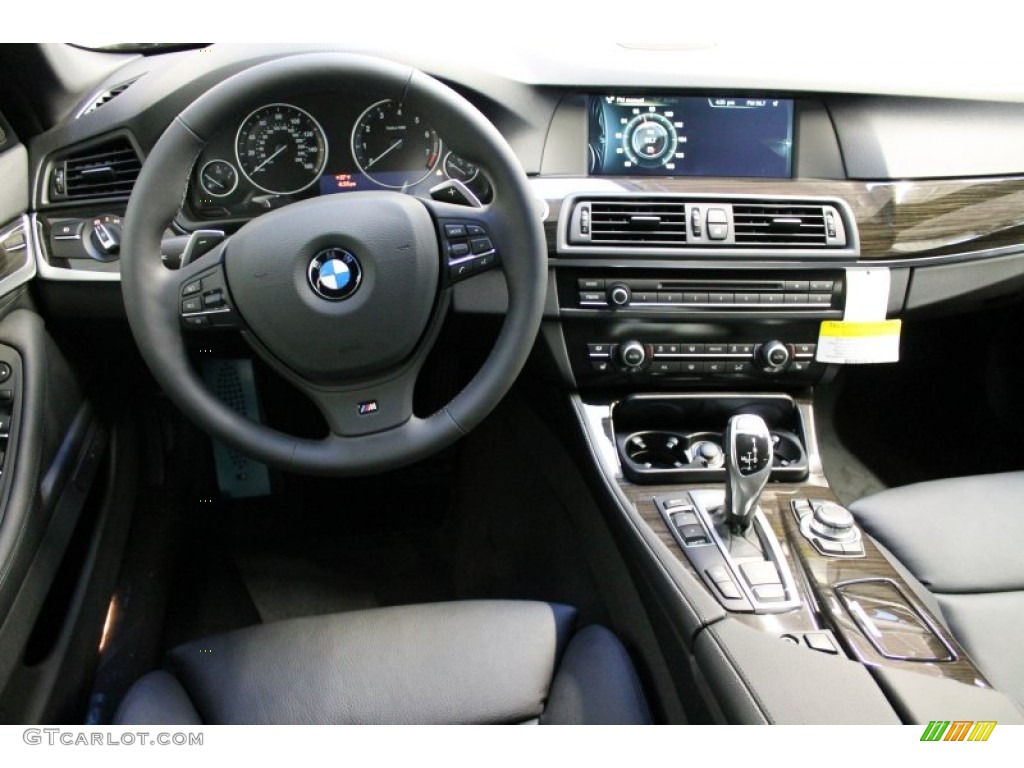 2013 BMW 5 Series 550i xDrive Sedan Black Dashboard Photo #76009741