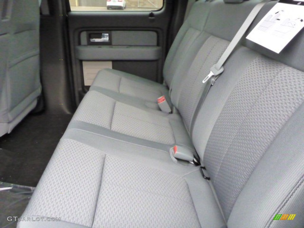 2013 Ford F150 XLT SuperCrew 4x4 Rear Seat Photo #76010998