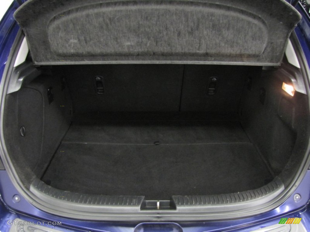 2005 MAZDA3 s Hatchback - Strato Blue Mica / Black/Blue photo #4