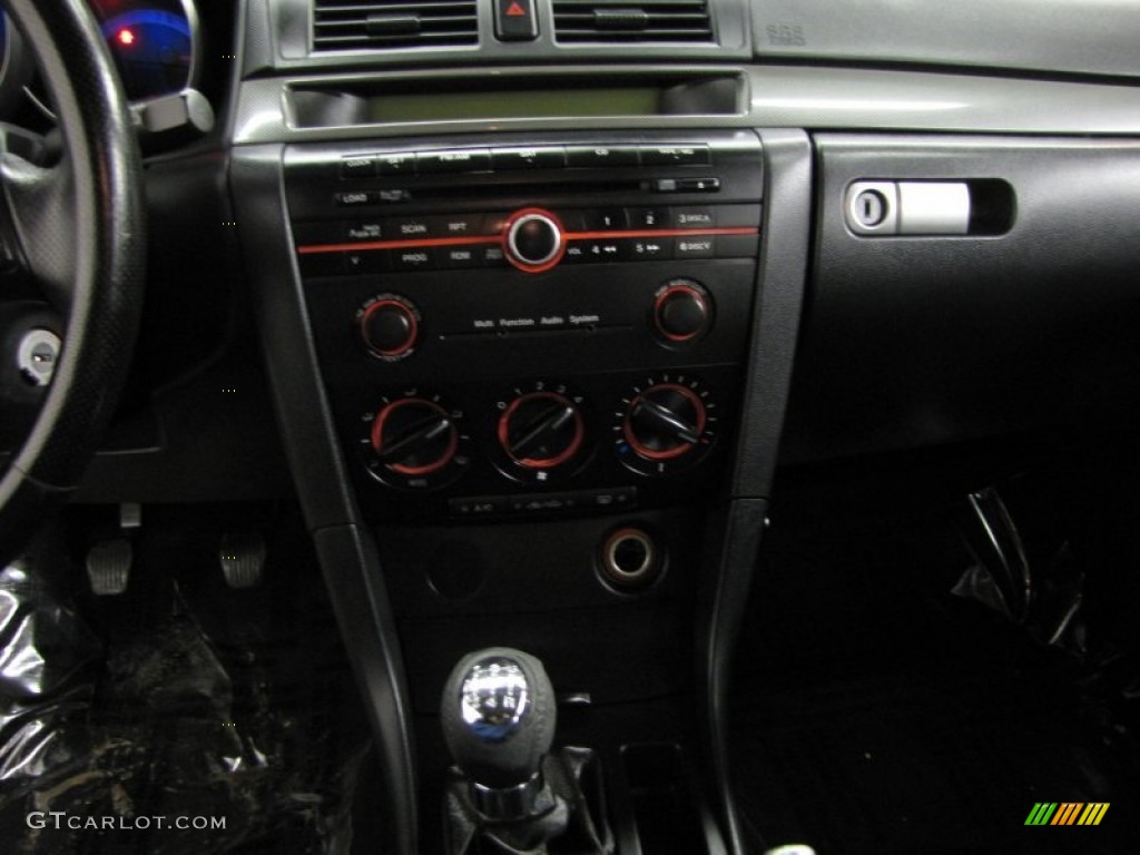 2005 MAZDA3 s Hatchback - Strato Blue Mica / Black/Blue photo #23