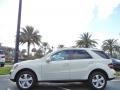 Arctic White - ML 350 4Matic Photo No. 4