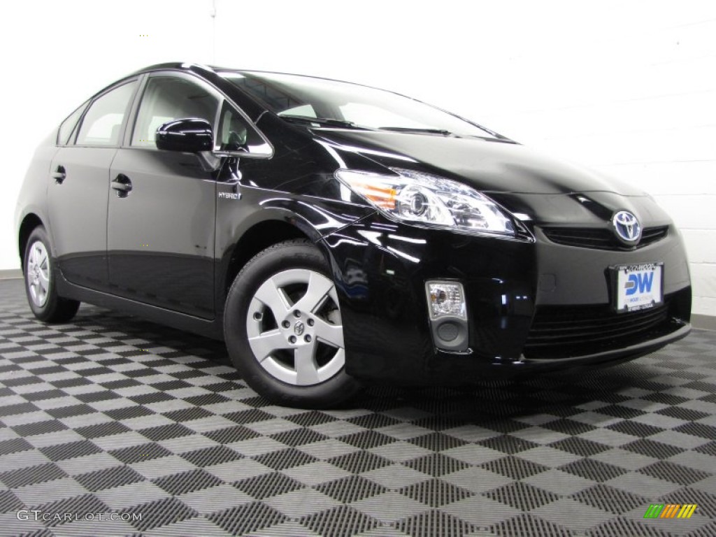 2010 Prius Hybrid V - Black / Dark Gray photo #1
