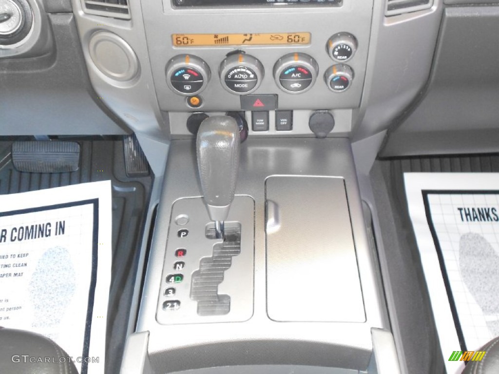 2006 Armada SE - Red Brawn / Graphite/Titanium photo #36