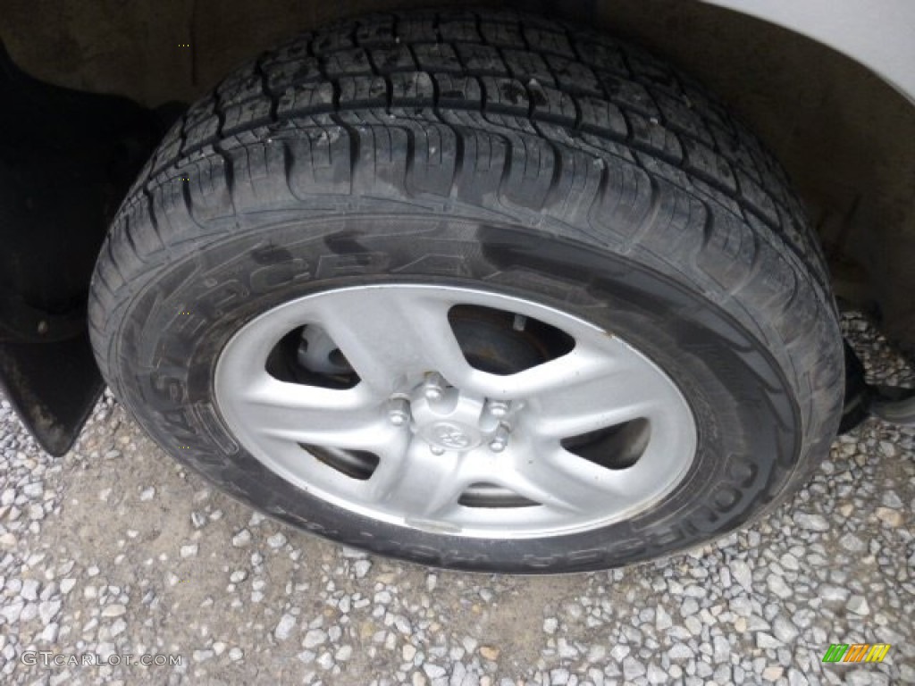 2008 Toyota RAV4 4WD Wheel Photos