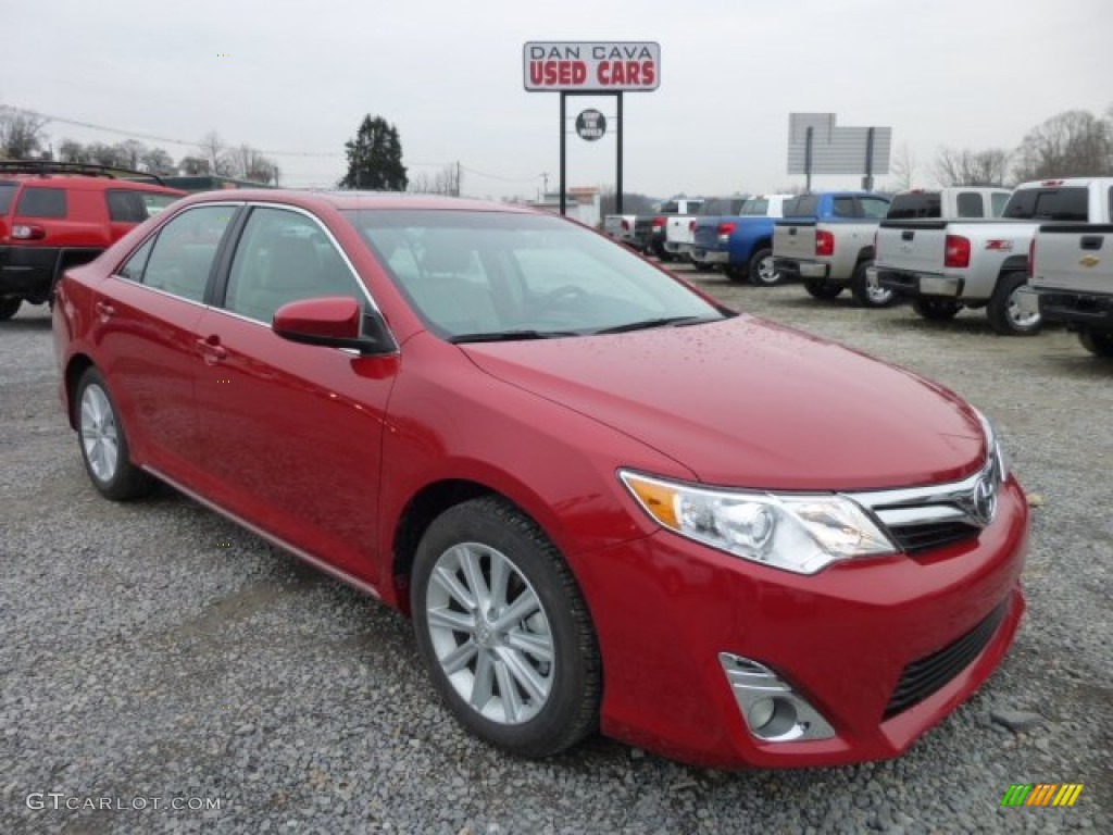 2012 Camry XLE V6 - Barcelona Red Metallic / Ivory photo #1