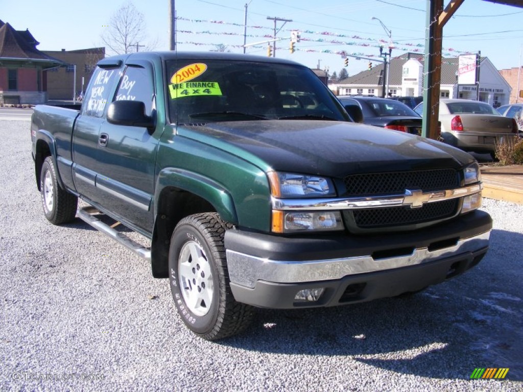 2004 Silverado 1500 Z71 Extended Cab 4x4 - Dark Green Metallic / Dark Charcoal photo #1