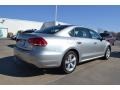 Tungsten Silver Metallic - Passat 2.5L SE Photo No. 2