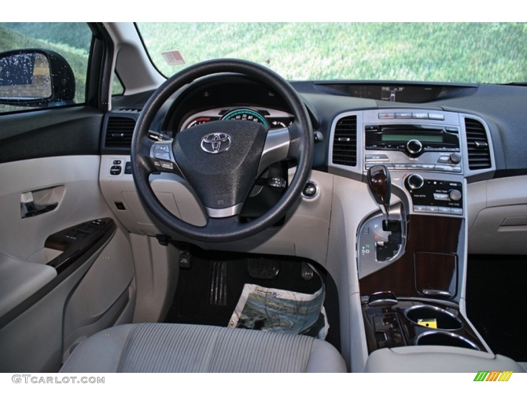 2009 Toyota Venza V6 AWD Gray Dashboard Photo #76022454