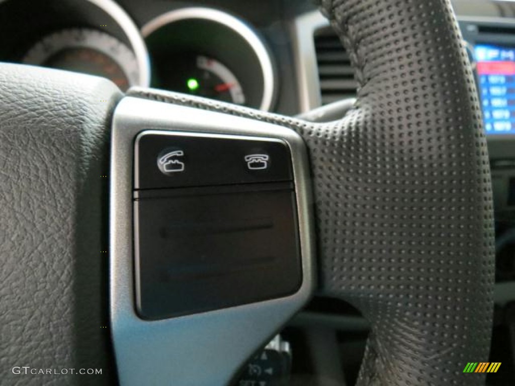 2013 Toyota Tacoma V6 TRD Sport Double Cab 4x4 Controls Photo #76022810