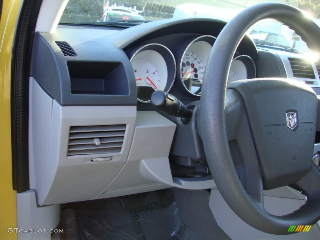 2007 Caliber SXT - Solar Yellow / Pastel Slate Gray photo #11