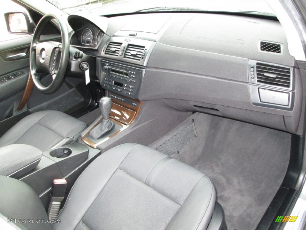 2005 BMW X3 3.0i Black Dashboard Photo #76024248