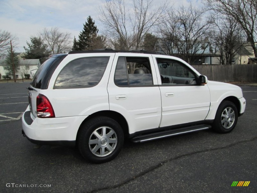 2005 Rainier CXL AWD - Frost White / Gray photo #8