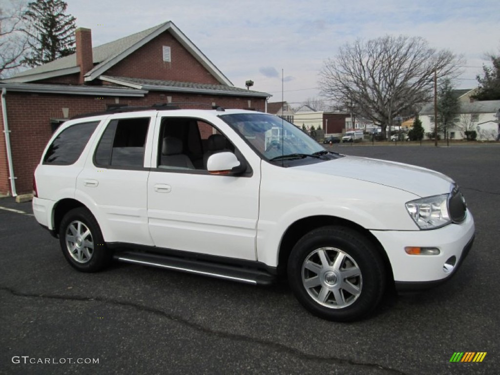 2005 Rainier CXL AWD - Frost White / Gray photo #10