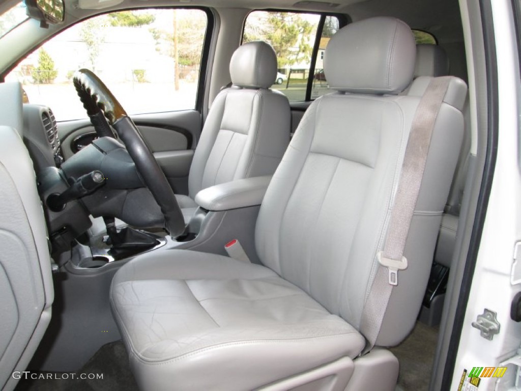 2005 Rainier CXL AWD - Frost White / Gray photo #13