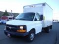 2009 Summit White Chevrolet Express Cutaway 3500 Commercial Moving Van  photo #3
