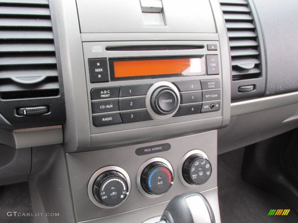 2009 Sentra 2.0 - Magnetic Gray / Charcoal photo #13