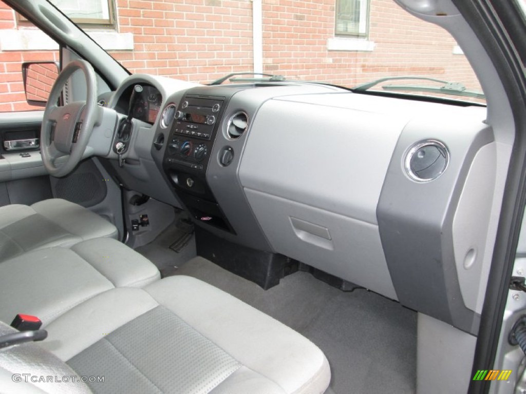 2008 Ford F150 XLT Regular Cab Medium/Dark Flint Dashboard Photo #76026634