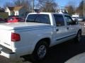 2004 Summit White Chevrolet S10 LS Crew Cab 4x4  photo #18