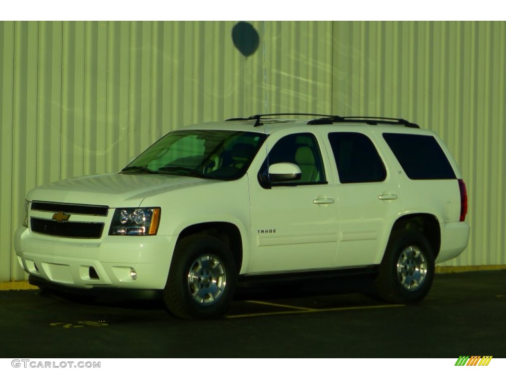 Summit White Chevrolet Tahoe