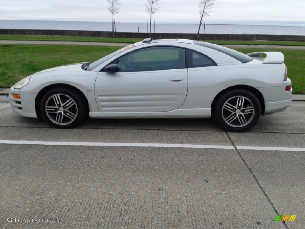 2003 Eclipse GTS Coupe - Dover White Pearl / Midnight photo #2