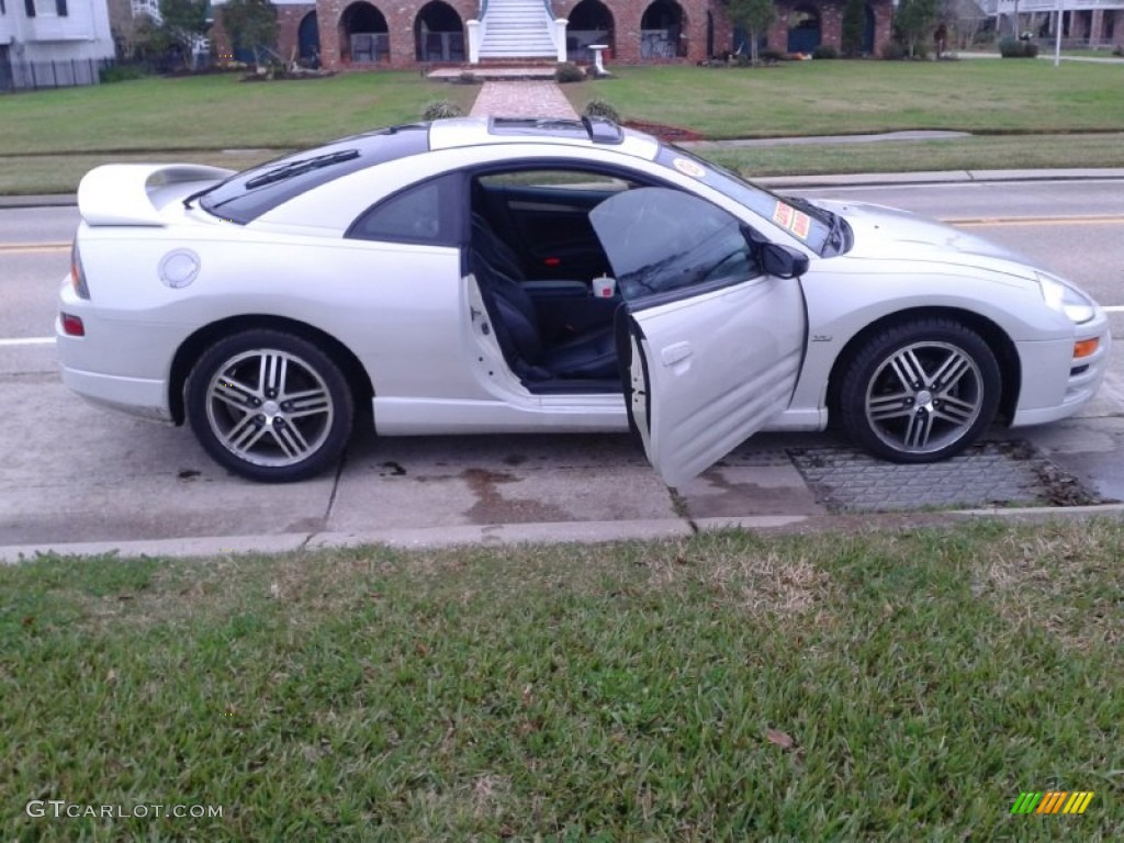 2003 Eclipse GTS Coupe - Dover White Pearl / Midnight photo #11