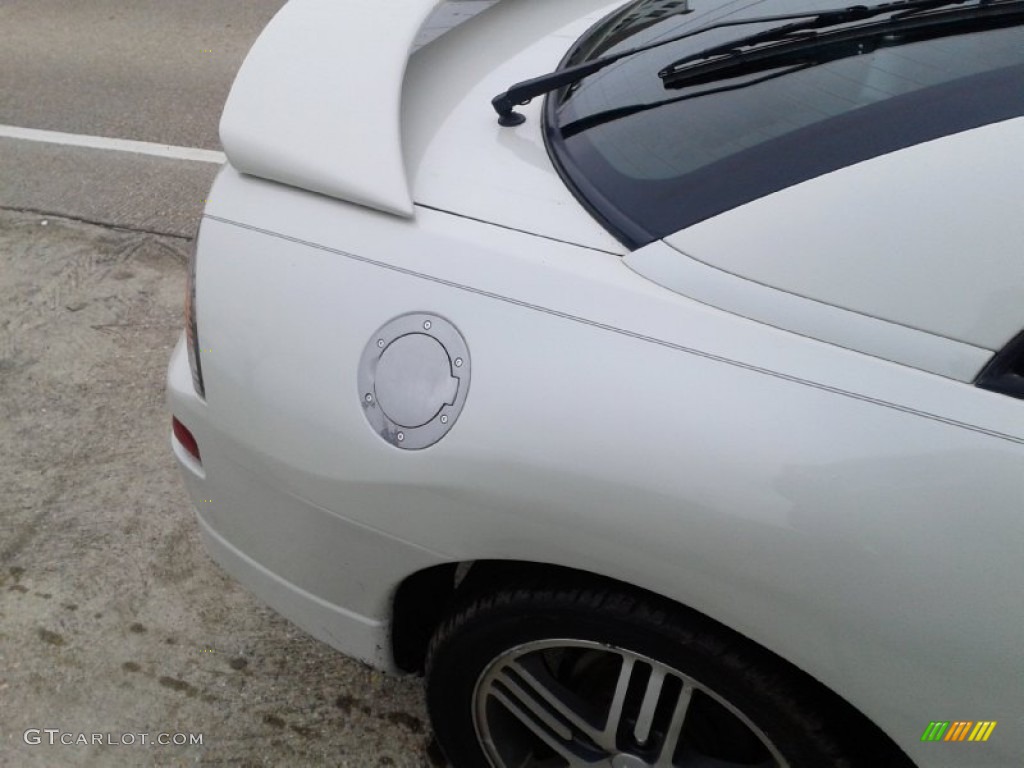 2003 Eclipse GTS Coupe - Dover White Pearl / Midnight photo #20