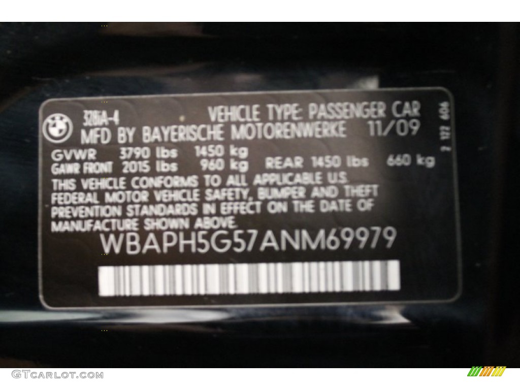 2010 3 Series 328i Sedan - Jet Black / Black photo #16