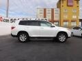 2011 Blizzard White Pearl Toyota Highlander V6 4WD  photo #11