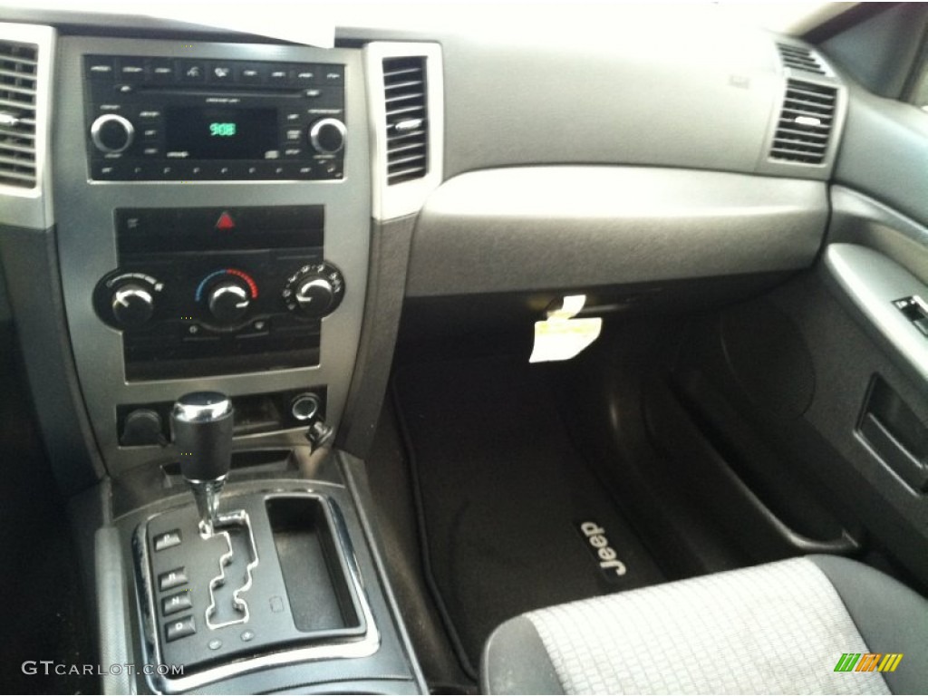 2008 Grand Cherokee Laredo 4x4 - Red Rock Crystal Pearl / Dark Slate Gray photo #13