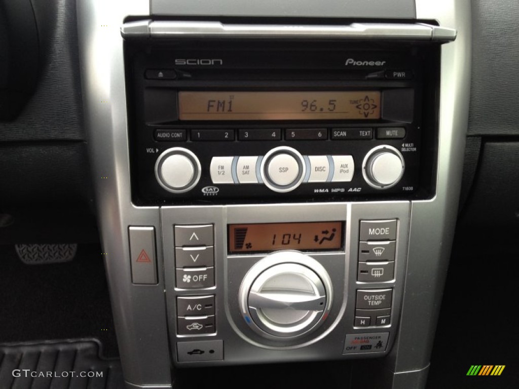 2008 Scion tC Standard tC Model Controls Photo #76037172