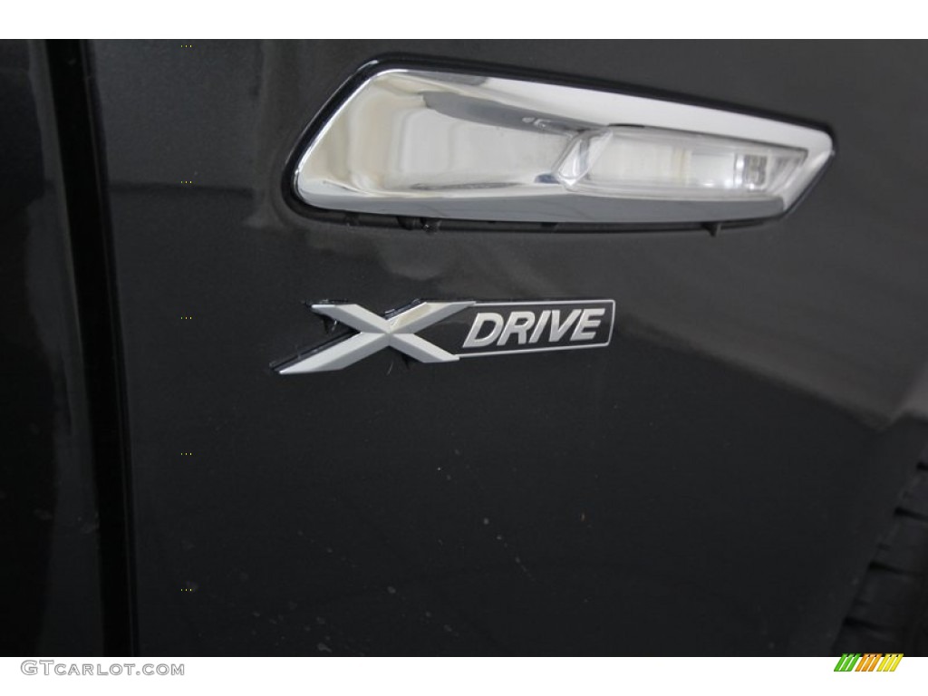 2012 5 Series 550i xDrive Sedan - Dark Graphite Metallic II / Black photo #45