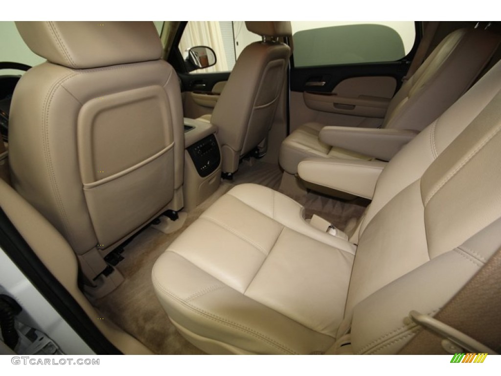 2007 Tahoe LTZ - Summit White / Light Cashmere/Ebony photo #31