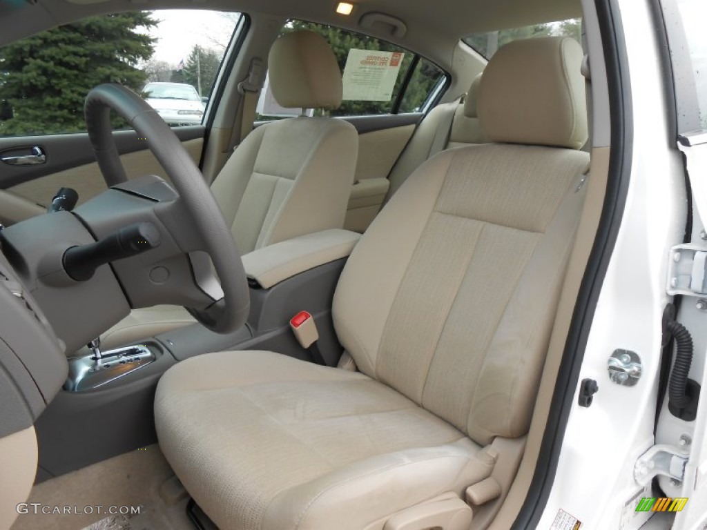 Blonde Interior 2012 Nissan Altima 2.5 S Photo #76039314