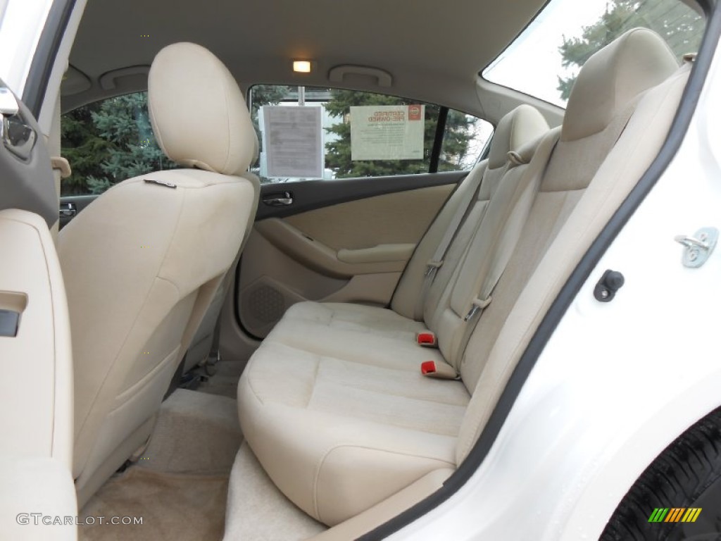 Blonde Interior 2012 Nissan Altima 2.5 S Photo #76039368
