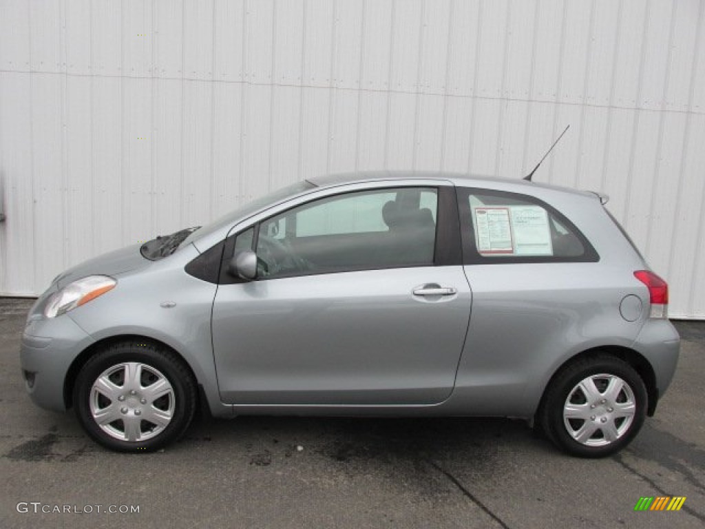 Meteorite Metallic 2009 Toyota Yaris 3 Door Liftback Exterior Photo #76041036