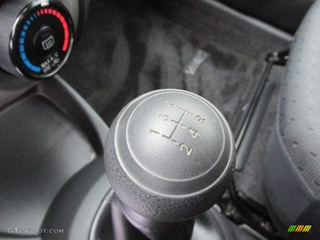 2009 Toyota Yaris 3 Door Liftback 5 Speed Manual Transmission Photo #76041207