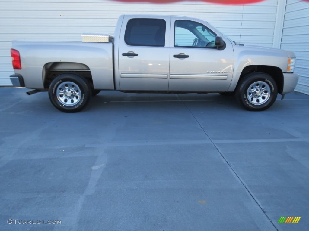 2009 Silverado 1500 LS Crew Cab - Silver Birch Metallic / Dark Titanium photo #2