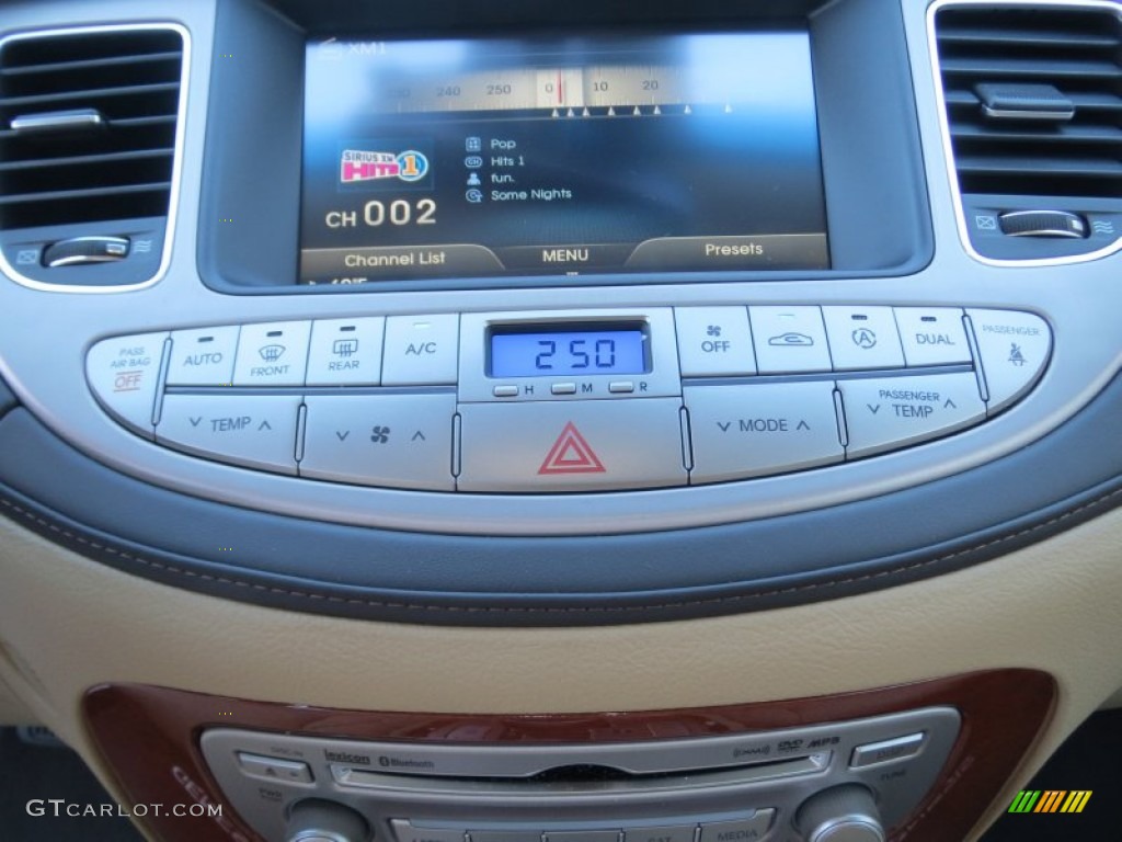 2013 Hyundai Genesis 3.8 Sedan Controls Photo #76046168