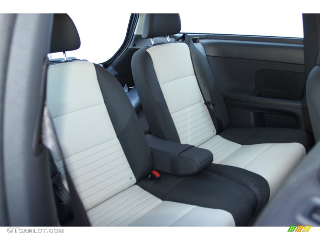 2013 C30 T5 - Ice White / Off Black/Blonde photo #20