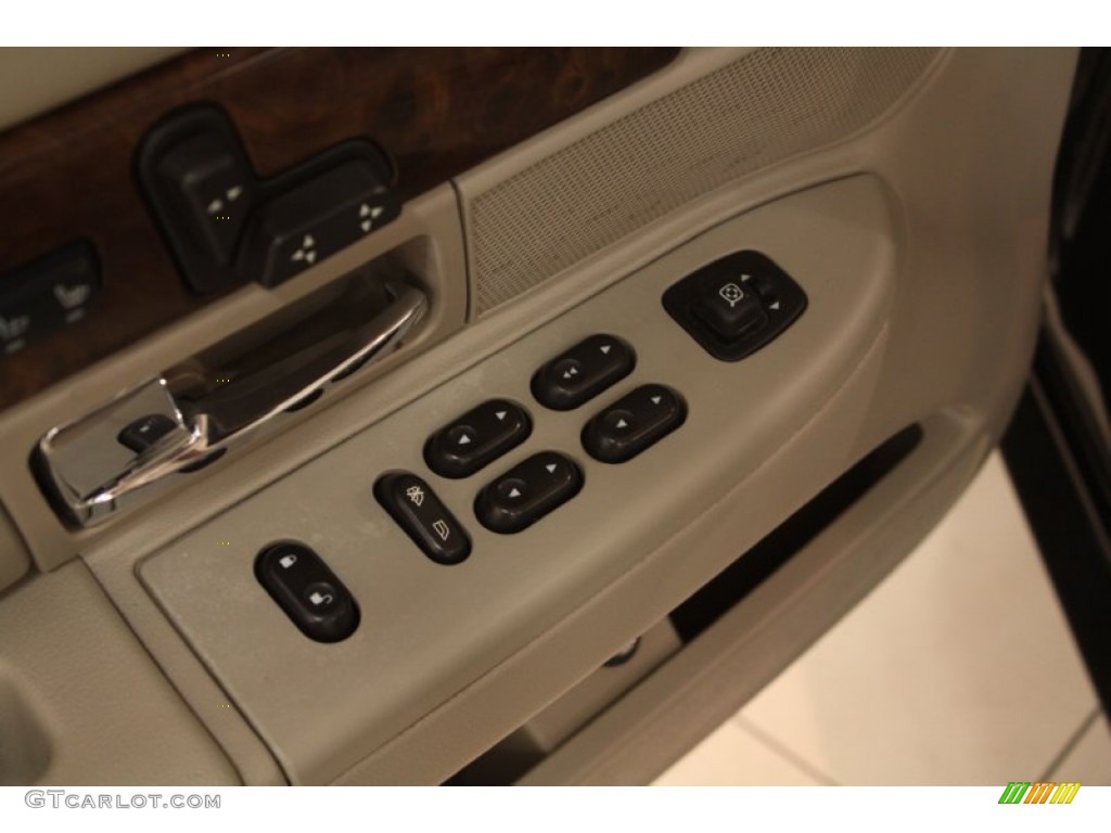 2008 Mercury Grand Marquis LS Controls Photo #76047776