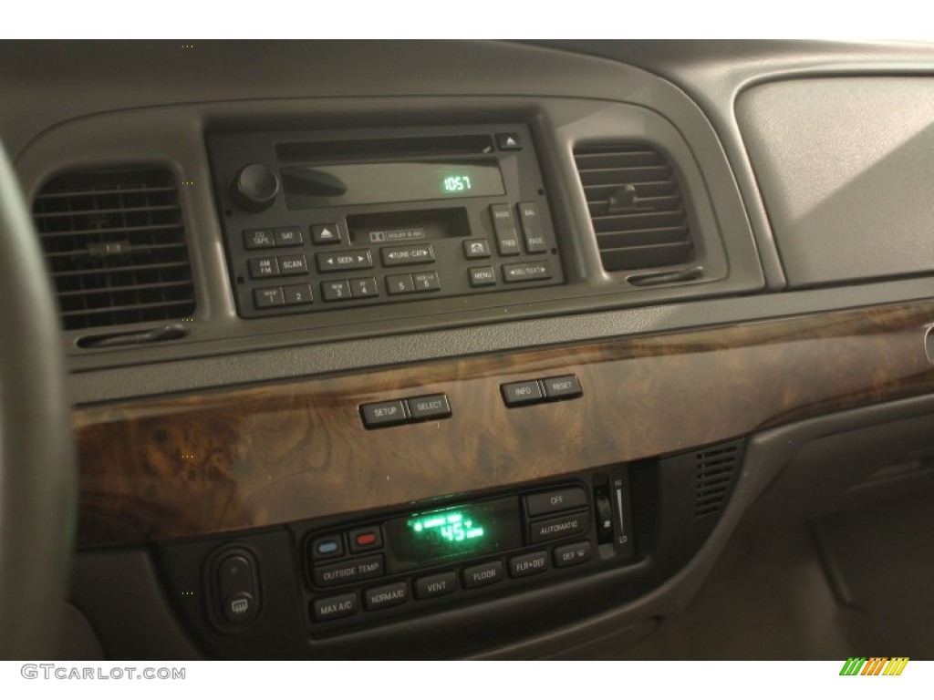 2008 Mercury Grand Marquis LS Controls Photo #76047871