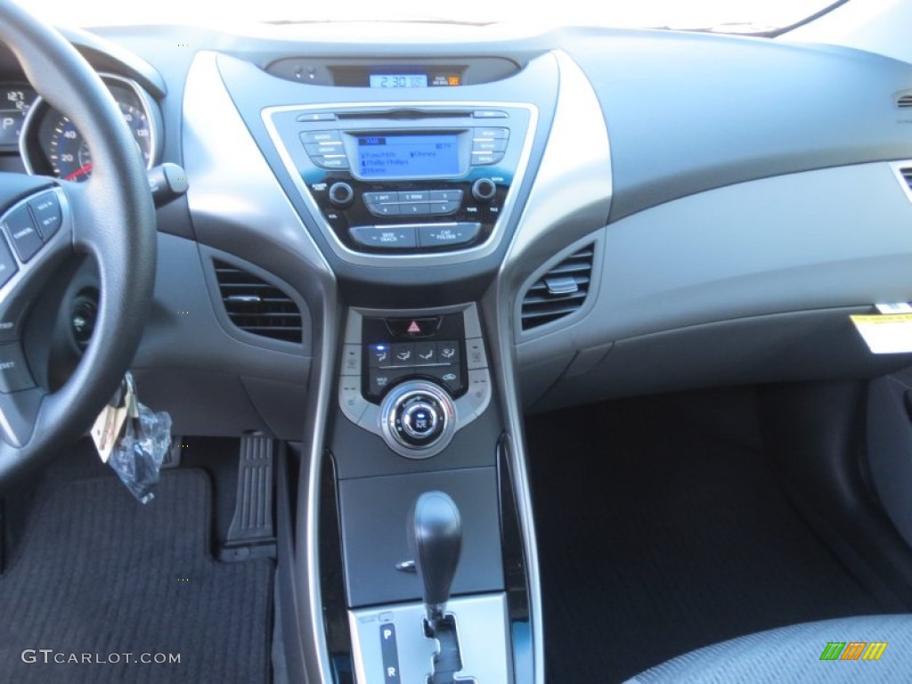 2013 Elantra Coupe GS - Shimmering Air Silver / Gray photo #23