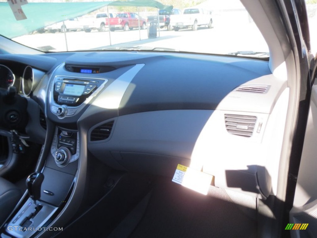 2013 Elantra Coupe SE - Black Noir Pearl / Gray photo #16