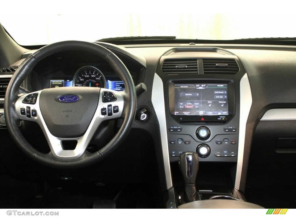 2012 Ford Explorer XLT 4WD Charcoal Black Dashboard Photo #76048913